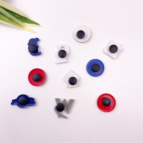 Assorted MLB Croc Charm Jibbitz - Picture 2 of 2